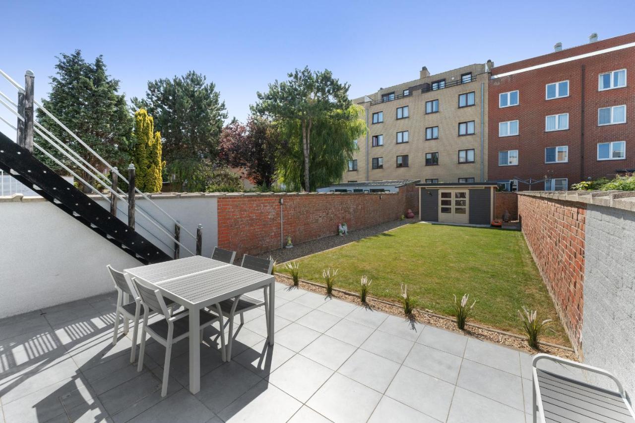 Ruime Woning 10P Met Zonnige Tuin & Nabij Strand Blankenberge Esterno foto